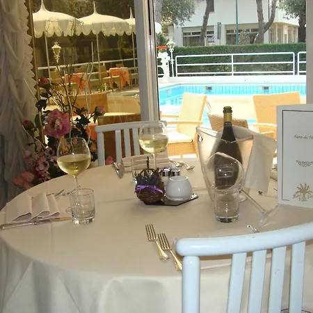 Luisa Hotel