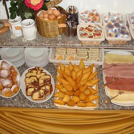 Hotel Luisa 3*