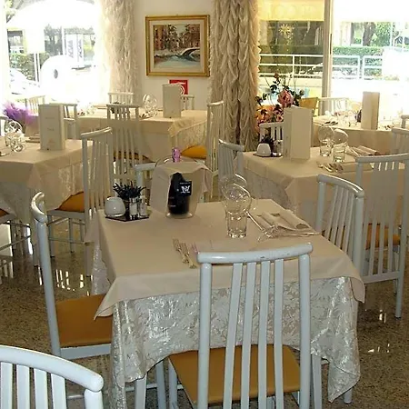 Luisa 3*